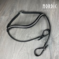 Nakkestykke og pandebnd med en rkke sm sten