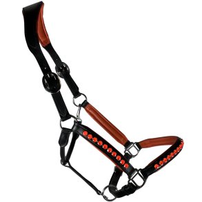 Ldergrime med farvet foring og rkke af orange sten