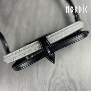 Komb. n�serem med s�lv glitter