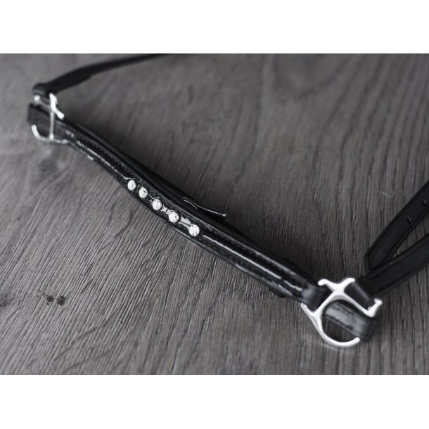 Nsebnd 17 med sten og lak