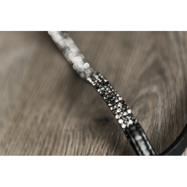 Nakkestykke med 4 rk. mix sten