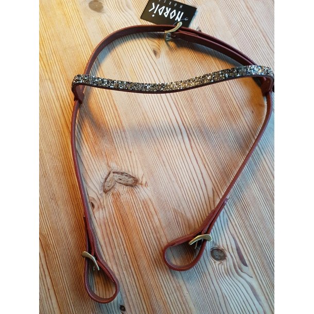 Nakkestykke med 4 rk. mix sten