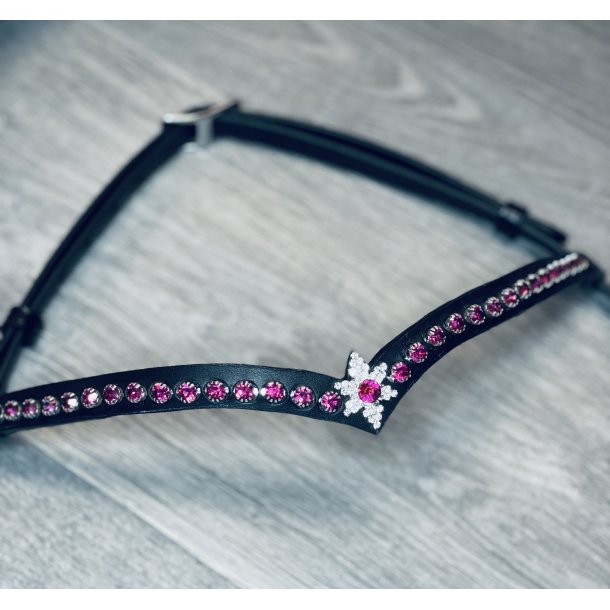 Nakkestykke og pandebnd med 1 rkke sten og stjerne i midten