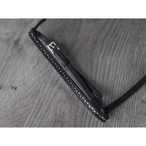 Engelsk nserem med shiny flet