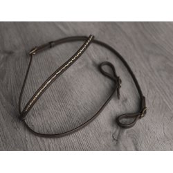 Nakkestykke med shiny flet