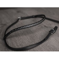 Nakkestykke med shiny flet