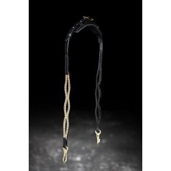 Nakkerem med udskringer og gyldne sten