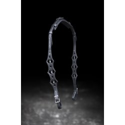 Nakkestykke med udskringer og enkelte sten p siderne