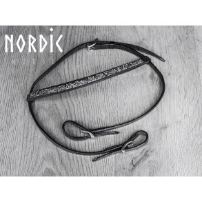 Nakkestykke med Crackeled rock