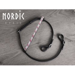 Nakkestykke med flere farver sten